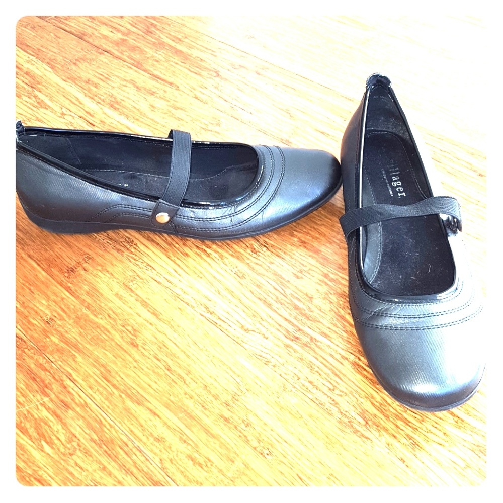 Villager slip on